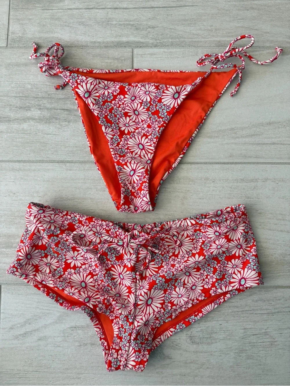 Forever 21 - 4 Pieces Set - Bikini, Shorts, Cover Up Dress - Size L